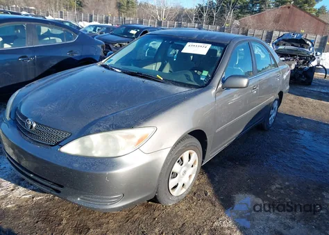 2004 Toyota Camry Le from USA, damaged, VIN 4T1BE32K74U810441